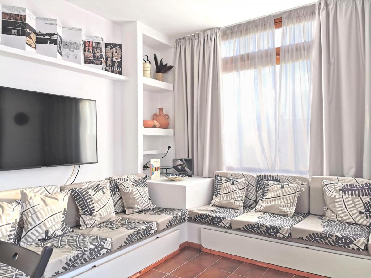 Vulcano Apartment Lanzarote กอสตา เตกีสเซ ภายนอก รูปภาพ