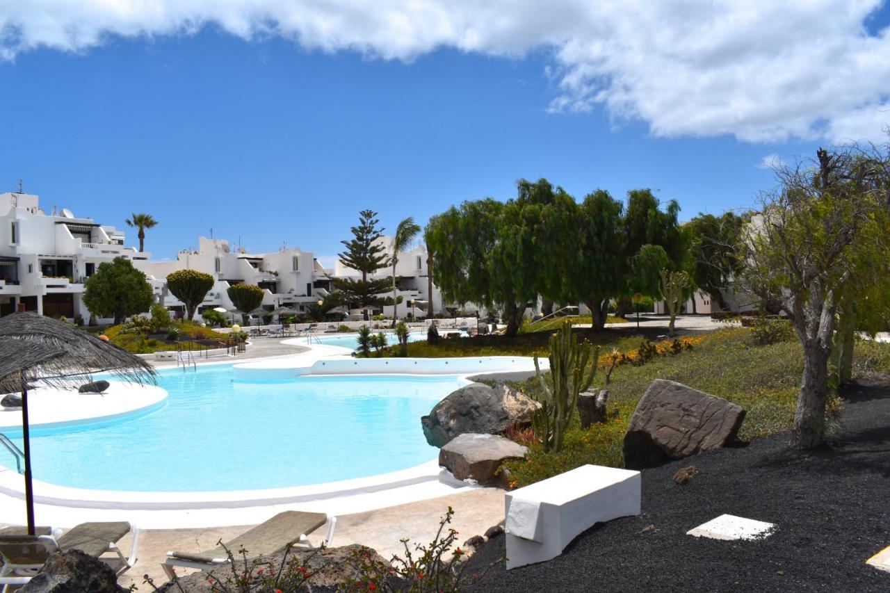 Vulcano Apartment Lanzarote กอสตา เตกีสเซ ภายนอก รูปภาพ