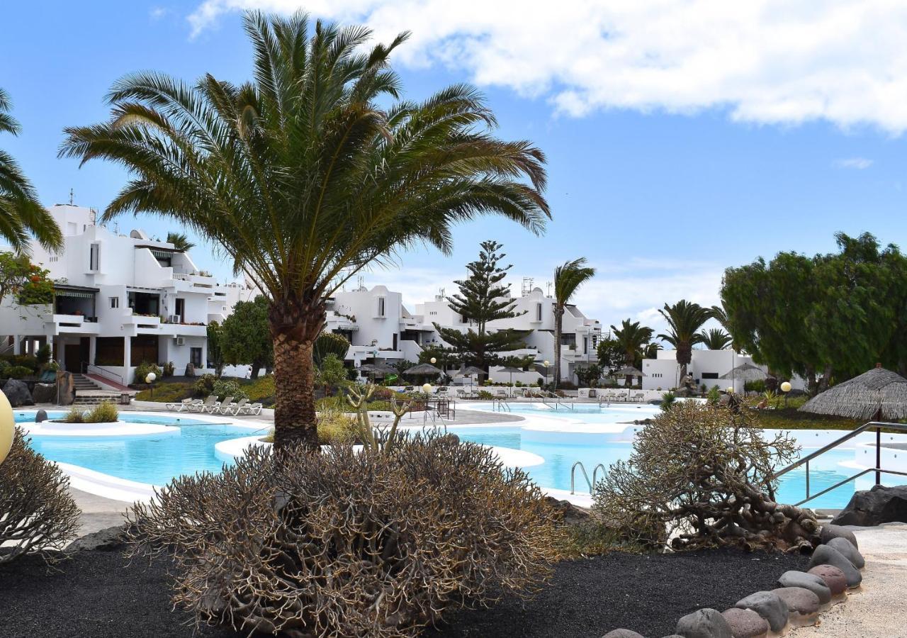 Vulcano Apartment Lanzarote กอสตา เตกีสเซ ภายนอก รูปภาพ